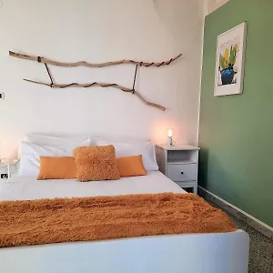 Enjoy Puglia Flats , Bari Włochy